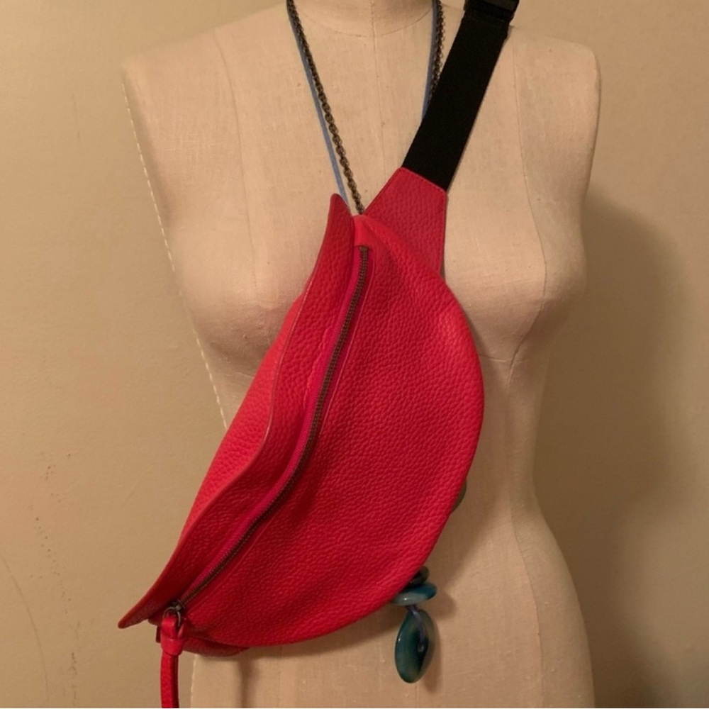 Melrose and Market Red Crossbody Bag Sleek Design